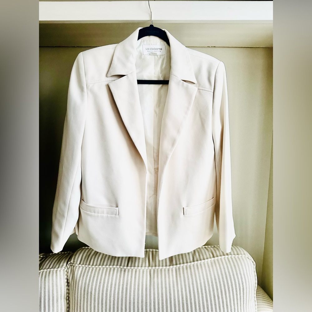 Liz Claiborne woman’s blazer jacket